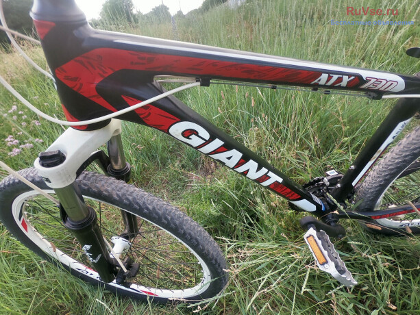 velosiped-iz-taivani-giant-atx730-big-5