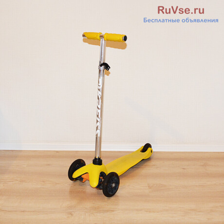 trex-kolesnyi-samokat-ot-izvest-brenda-kreiss-big-2