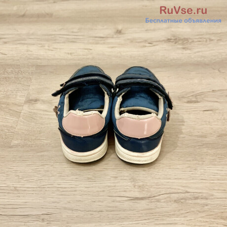 polubotinki-krossovki-na-devocku-razmer-26-big-3